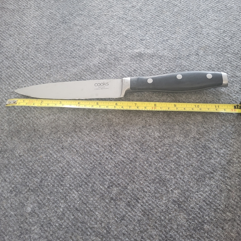 Cooks Stainless Steel Knife with Black Handle